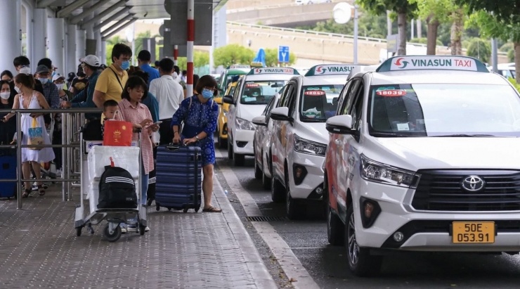Taxi Vinasun đang bị nhiều đối tượng giả mạo. Ảnh minh họa