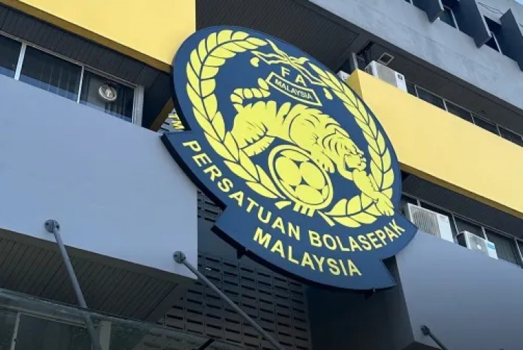 Phòng thay đồ Liverpool dậy sóng: Salah & Van Dijk bị nghi ngờ đạo đức nghề nghiệp