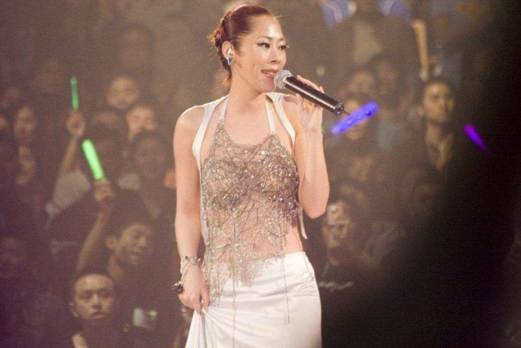 Quan Thục Di từng là một trong những diva hàng đầu của làng nhạc Hong Kong.