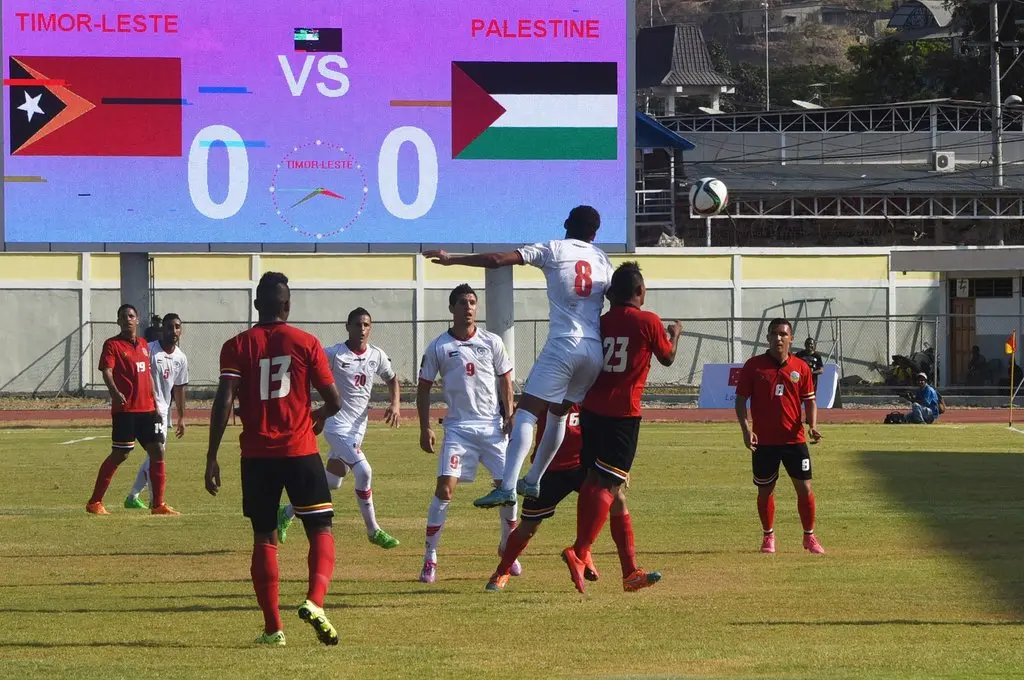 ĐT Timor Leste bị phát hiện dùng hơn nửa đội hình xuất phát trước Palestine hồi tháng 10/2015 bằng cầu thủ Brazil, với hộ chiếu giả do LĐBĐ Timor Leste cấp