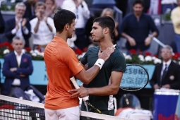 Djokovic bất ngờ ngầm chỉ trích Alcaraz "nói nhiều mà làm ít"