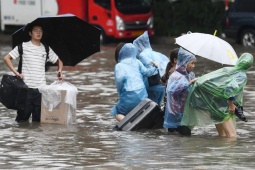 Tin tức trong ngày - Bốn bề ngập sâu, mất phương hướng ở 'vịnh Keangnam', 'cảng nước sâu Mỹ Đình'