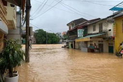 Tin tức trong ngày - Mưa lũ đặc biệt nguy hiểm, Cao Bằng kích hoạt toàn bộ hệ thống ứng phó khẩn cấp