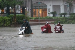 Tin tức trong ngày - Ngày mai Hà Nội có còn mưa lớn?