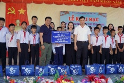 Aice chung tay cứu trợ đồng bào Hà Tĩnh khắc phục hậu quả bão Bualoi