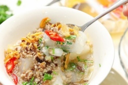 Top món ngon ăn vặt mùa thu Hà Nội bạn nhất định phải thử 1 lần