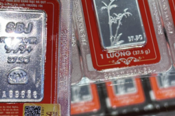 Kinh doanh - Giá bạc hôm nay, 7-10: Tiếp tục tăng mạnh, người mua lãi gần 20% chỉ trong 1 tháng