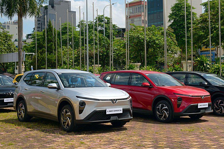 VinFast Limo Green sẽ là thách thức lớn cho vị trí thống trị phân khúc MPV cỡ nhỏ của Mitsubishi Xpander&nbsp;tại Việt Nam.