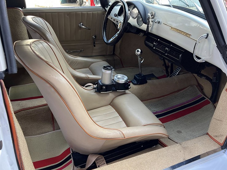 "Qua Vũ" tậu xế cổ hơn 70 năm tuổi Porsche 356A Speedster - 7