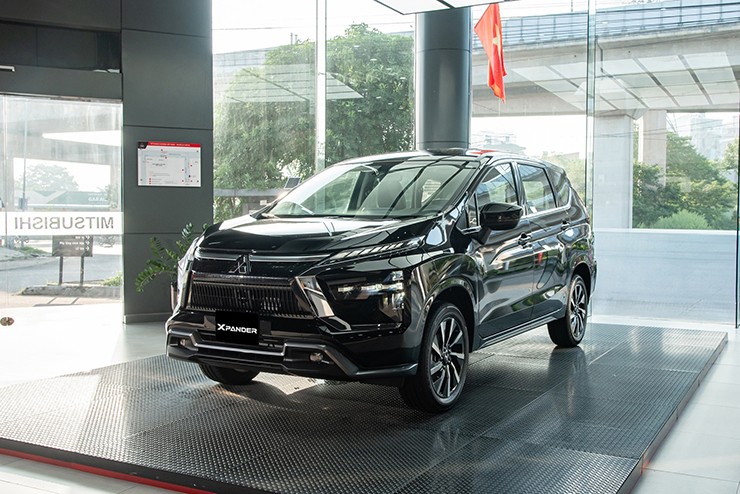 Mitsubishi Xpander mới vừa ra mắt đã được giảm giá tới 80 triệu đồng - 1