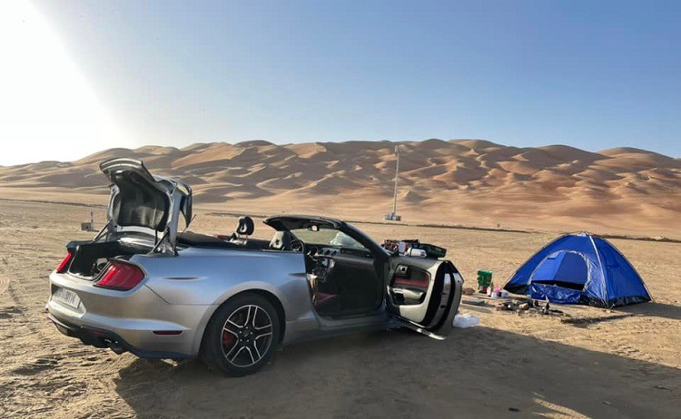 "Siêu xe" Ford Mustang thường xuyên xuất hiện trong các chuyến di du lịch nước ngoài của Shark Bình.