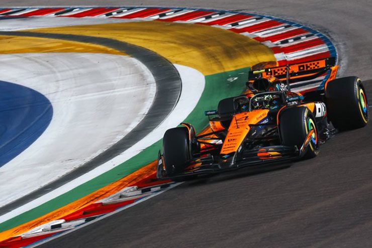 Norris thu hẹp khoảng cách với Piastri xuống còn 22 điểm