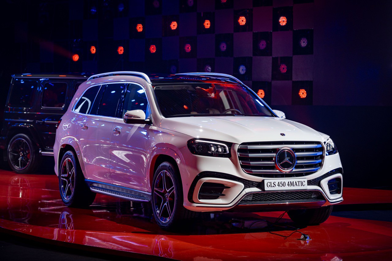Mercedes-Benz GLS 450 bản đặc biệt, giá gần 6 tỷ đồng - 1