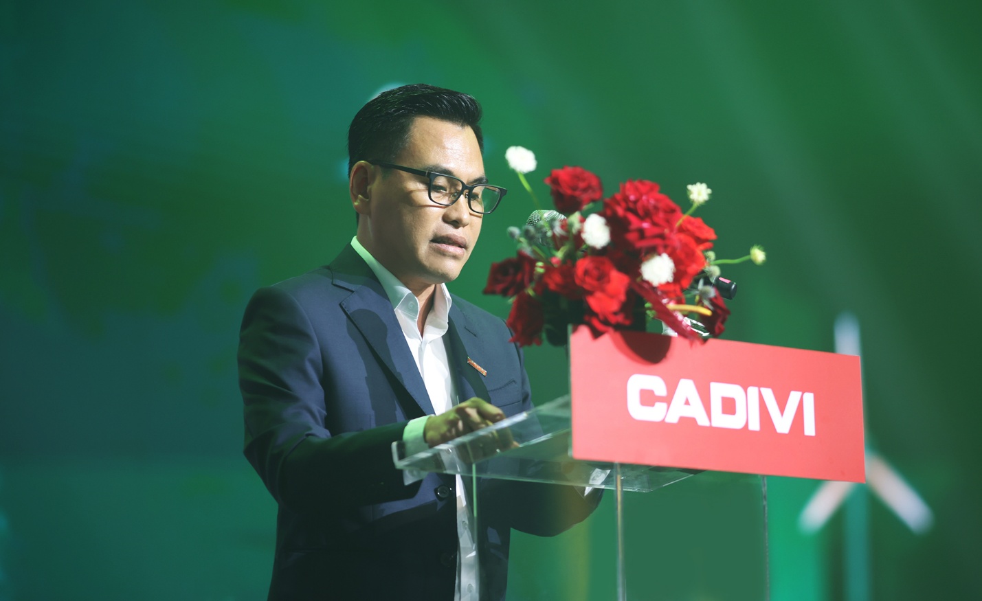 Ông Hồ Quang Nhân – Tổng Giám đốc CADIVI đã có bài phát biểu xúc động, chia sẻ về hành trình 50 năm chinh phục, khẳng định thương hiệu CADIVI bằng chất lượng, uy tín và tinh thần tiên phong.