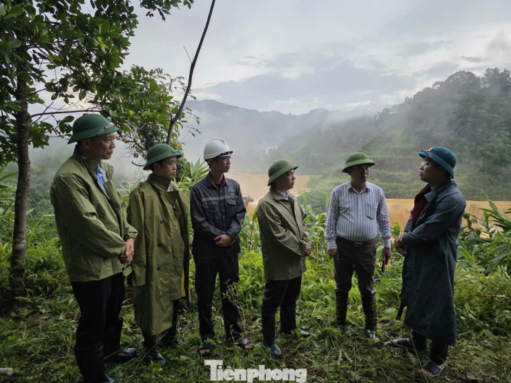 Ngay sau khi xảy ra sự cố, lãnh đạo UBND tỉnh Lạng Sơn, các ngành chức năng địa phương đã có mặt kiểm tra thực tế, chỉ đạo việc khắc phục hậu quả.