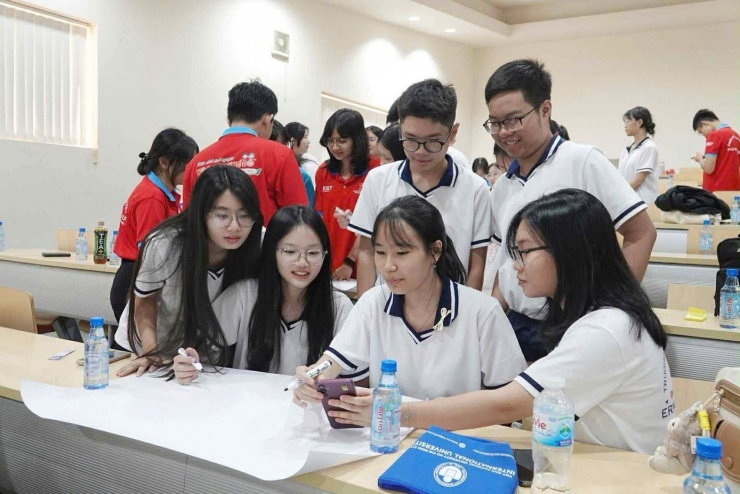 Học sinh TPHCM trong một tiết học. Ảnh: A.N.