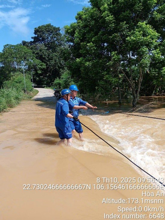 Lũ lịch sử ở Thái Nguyên: Viettel, VNPT đang ứng cứu ra sao? - 4