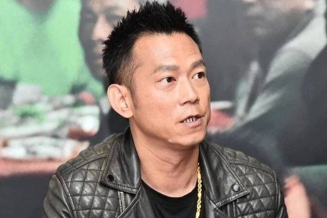 Nhan Chính Quốc trải qua 2 cuộc hôn nhân, có 3 con. Ảnh: Weibo.