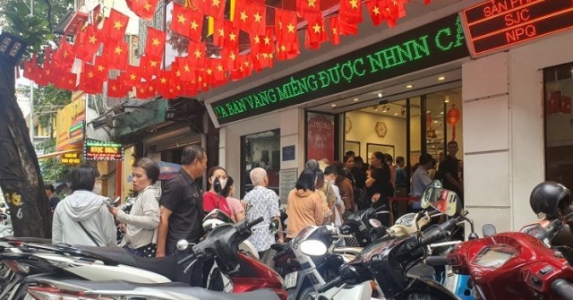Giá vàng tăng nóng từng giờ, có 200 triệu đồng ...