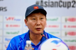 Họp báo ĐT Việt Nam - Nepal: HLV Nepal hy vọng có 1 điểm, thầy Kim từ chối nói về Malaysia