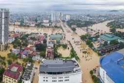 Tin tức trong ngày - Lũ sông Cầu đạt đỉnh, trung tâm tỉnh Thái Nguyên chìm trong biển nước