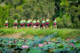 “Cháy phòng”, “cháy vé”, “cháy phố”: Đồng Tháp bùng nổ lễ hội VPBank Đất Sen Hồng Music Marathon 2025