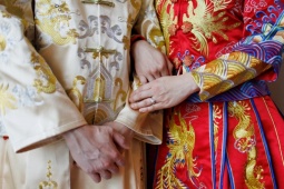 Người đàn ông bất ngờ bị vợ sắp cưới hủy hôn, đòi hơn 100 triệu đồng phí ôm