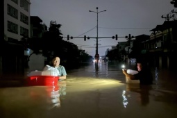 Tin tức trong ngày - Đêm trắng chạy lũ của người Thái Nguyên