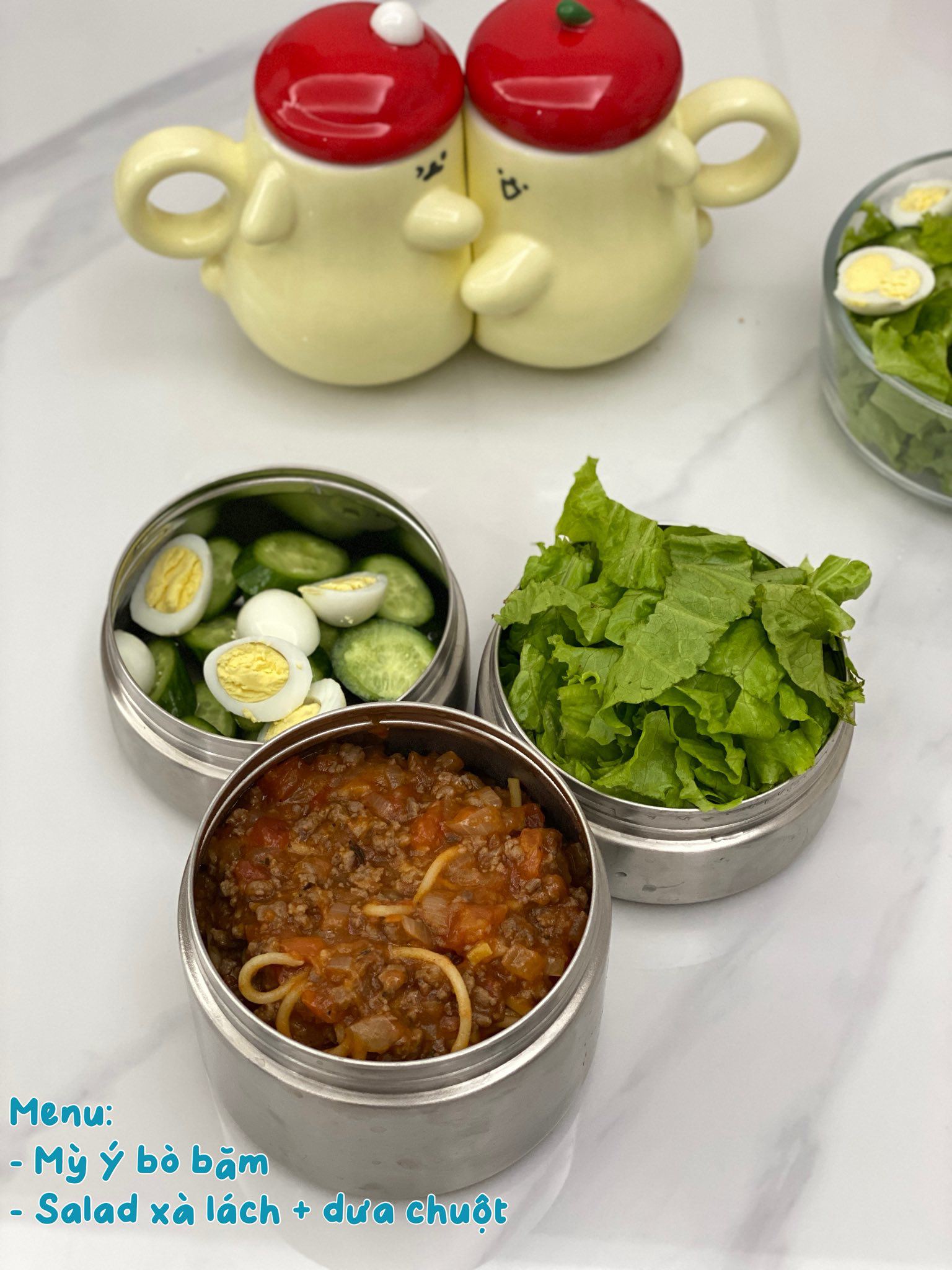 &nbsp;Mỳ Ý&nbsp;bò băm - Salad