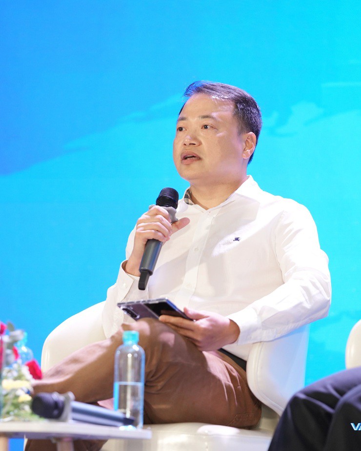 Shark Bình đang bị cơ quan điều tra liên quan đến dự án tiền ảo AntEx