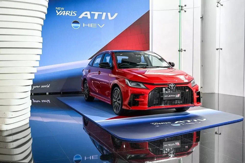 Toyota Vios GRS phiên bản hybrid có mức tiêu thụ nhiên liệu ra sao? - 1
