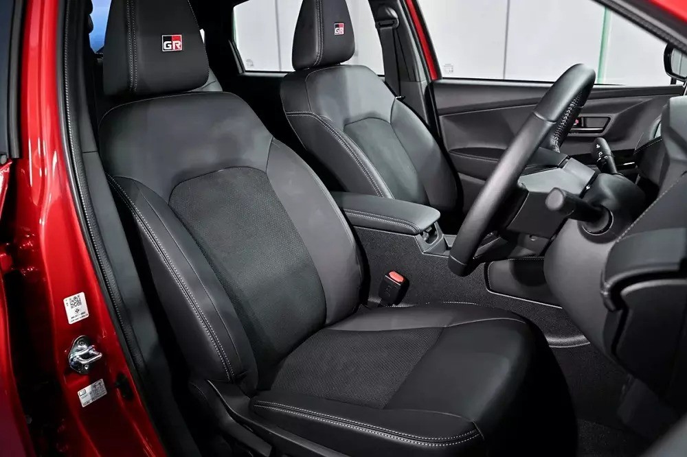 Toyota Vios GRS phiên bản hybrid có mức tiêu thụ nhiên liệu ra sao? - 9
