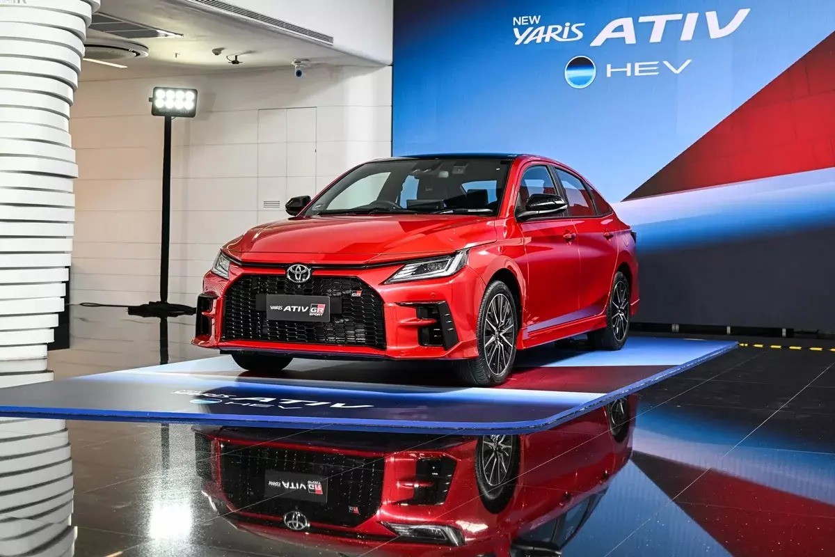 Toyota Vios GRS phiên bản hybrid có mức tiêu thụ nhiên liệu ra sao? - 2