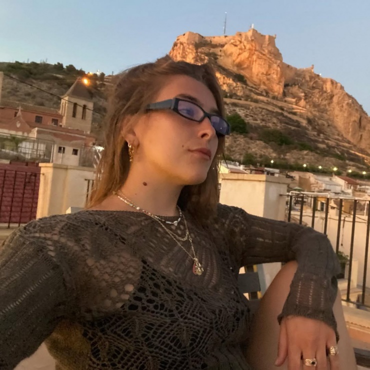 Khách Tây "chơi nhạc" giữa quán bún bò Huế gây sốt, chủ quán hành động bất ngờ - 10