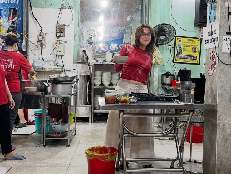 Một số hình ảnh khác do cô đăng tải. Nguồn: @uncleisaa