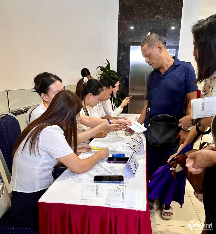 Cư dân tham gia cuộc gặp mặt chiều 6/7 tại Hà Nội. Ảnh: Hồng Khanh