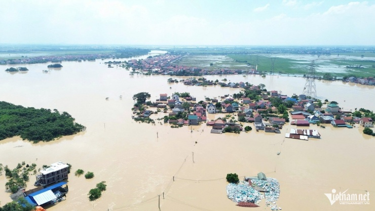 Tại Bắc Ninh có hàng nghìn ngôi nhà vẫn bị cô lập.