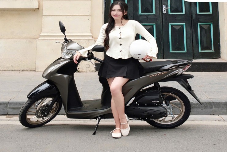 Giá xe ga Honda Vision mới nhất đầu tháng 10/205, bất ngờ chững giá