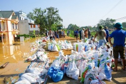 Tin tức trong ngày - Tổ phó Tổ An ninh cơ sở ở Bắc Ninh qua đời khi phòng chống lụt bão