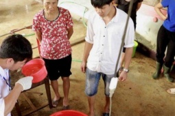 Người dân vùng lũ cần làm sạch nước sinh hoạt thế nào?