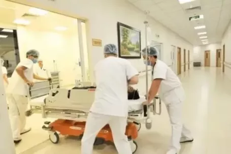 Ăn cỗ cưới, hàng chục người ở Quảng Ninh phải nhập viện