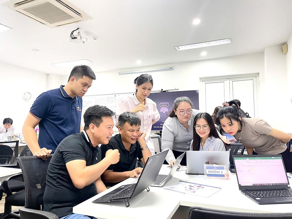 AI bùng nổ, nhân sự Việt đứng trước ngã rẽ - 1