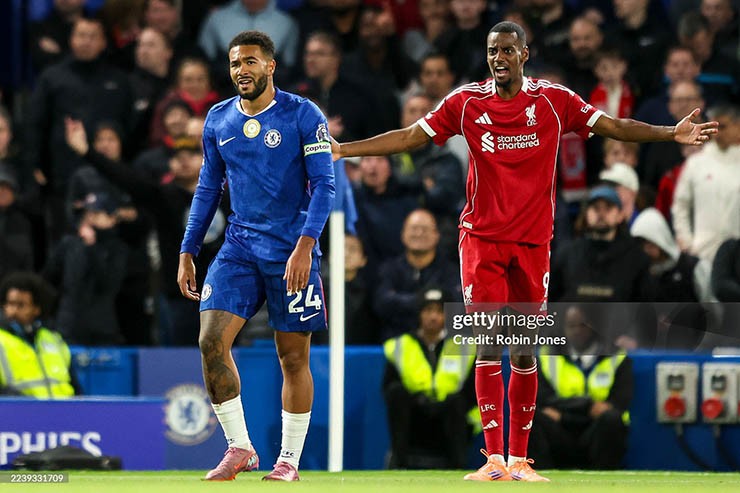 Màn trình diễn của Isak còn cách rất xa mức kỳ vọng của Liverpool