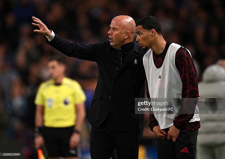 Đội bóng của HLV Slot đang gặp vấn đề về phong độ