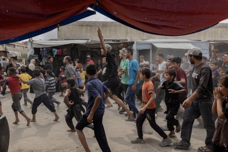 Hamas tuyên bố kết thúc xung đột Gaza, ông Trump sẽ sang Ai Cập chứng kiến lễ ký thoả thuận - 1