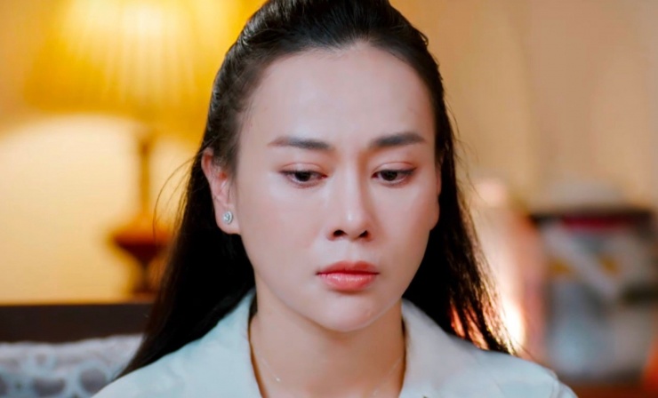 Tạo hình của Phương Oanh trong "Gió ngang khoảng trời xanh". 