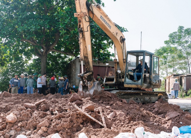 Bắc Ninh đắp hàng loạt đê ngăn lũ sông Cầu - 5