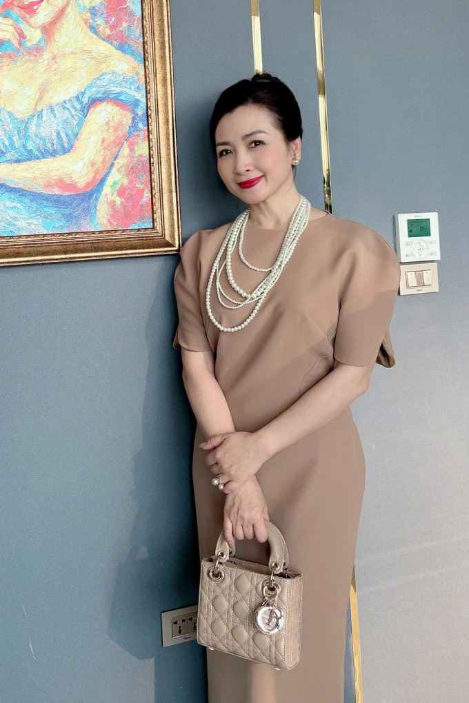 Khánh Huyền trong 'Gió ngang khoảng trời xanh'