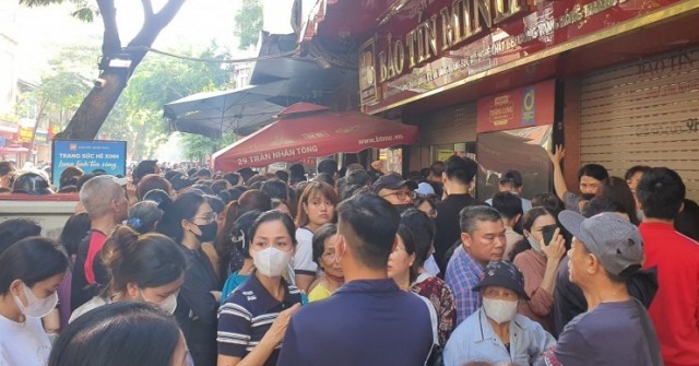 Giá vàng ngày 10/10: Quay đầu giảm mạnh, cửa hà...