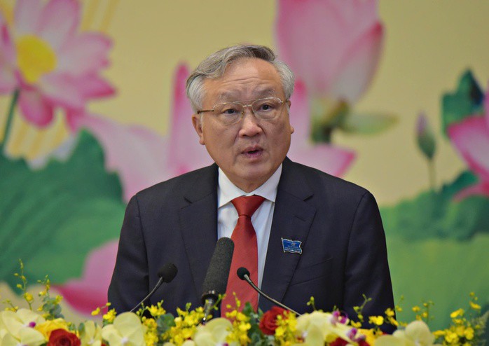 Phó thủ tướng Thường trực Nguyễn Hoà Bình phát biểu chỉ đạo tại Đại hội.